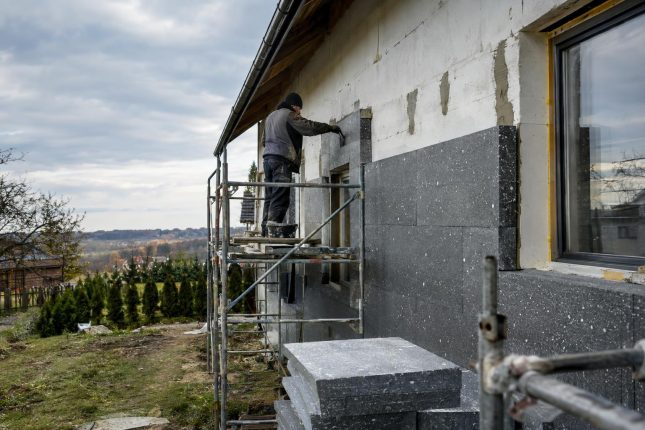 Termomodernizacja domu: od których prac zacząć, by ograniczyć straty energii?